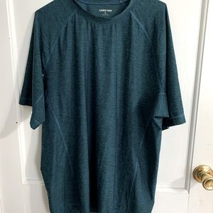 •Athletic swim top•